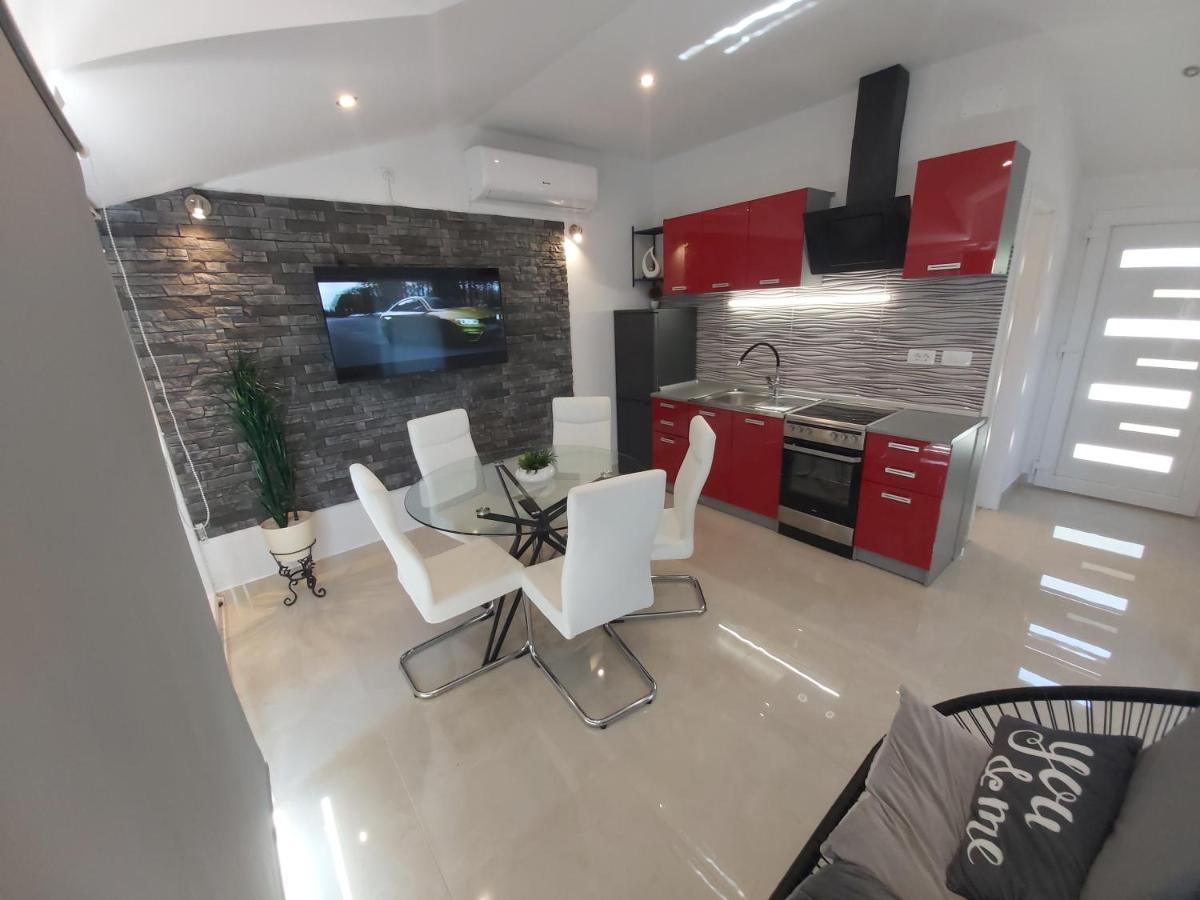 Anita Prizba Apartment Екстериор снимка