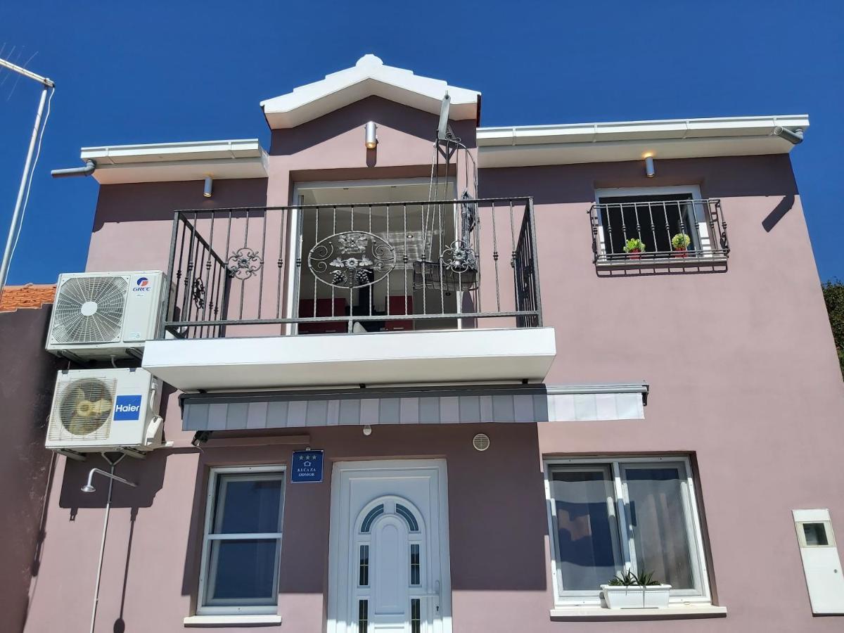 Anita Prizba Apartment Екстериор снимка