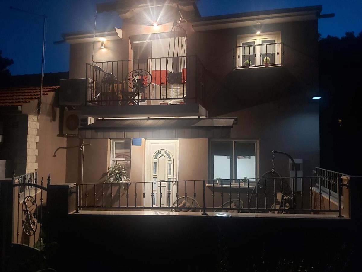 Anita Prizba Apartment Екстериор снимка